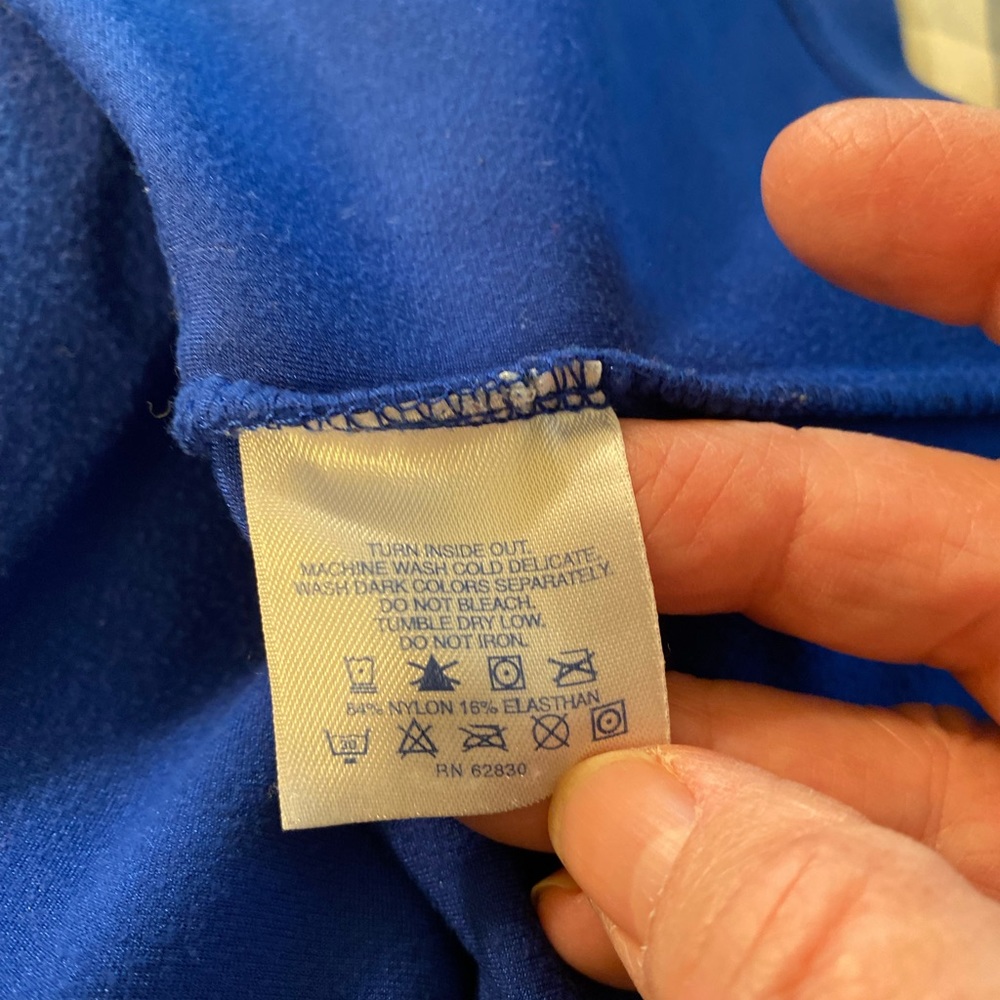 Lands End - Woman’s royal blue soft texture fleece pullover, Size: M - Picture 4 of 6